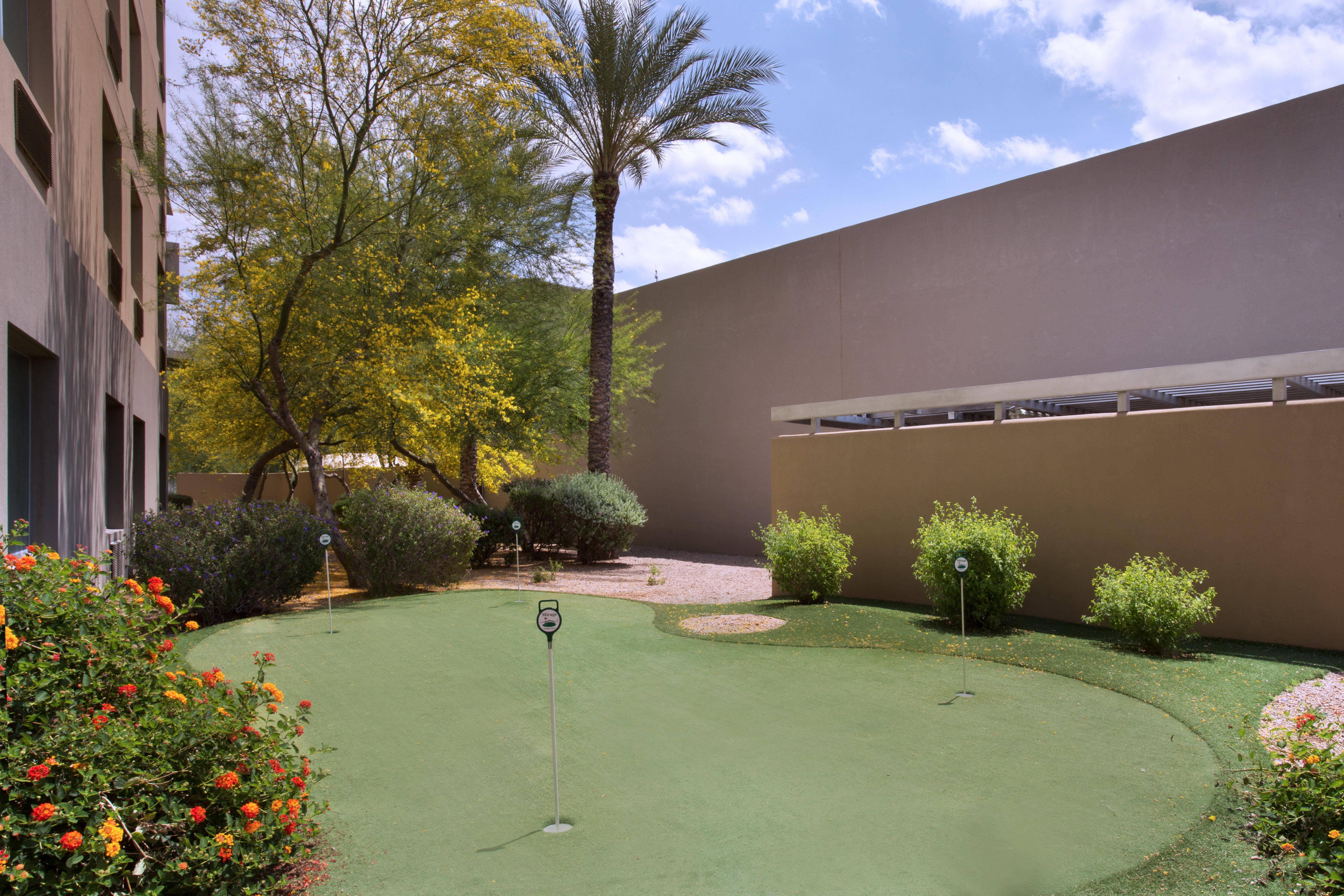 Holiday Inn Scottsdale North- Airpark, An Ihg Hotel Exterior photo